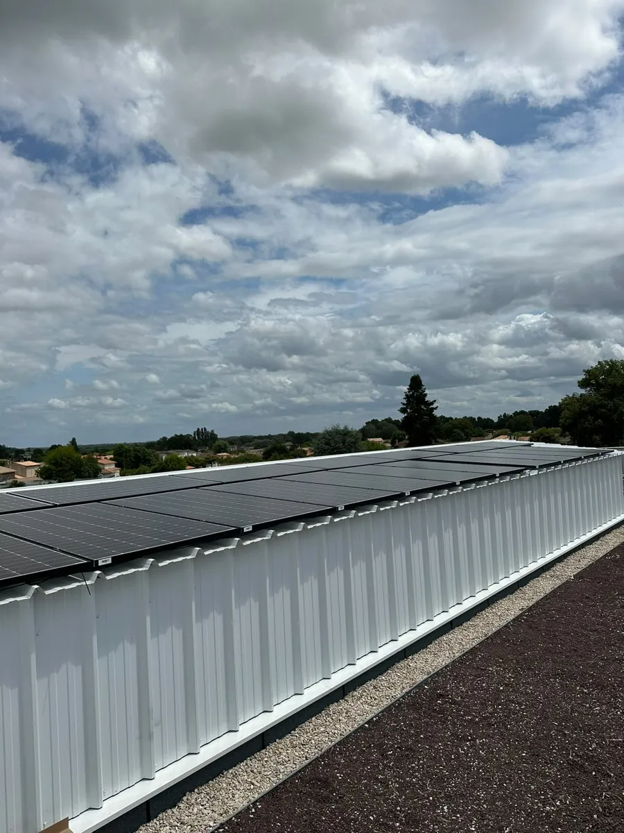 Panneaux solaires en bande